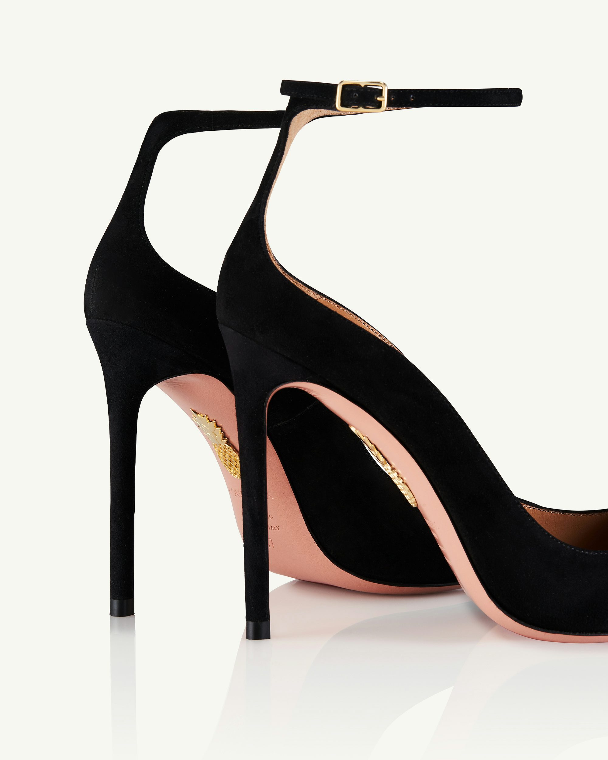 Love Affair Pump 105 SCHWARZ Aquazzura Official